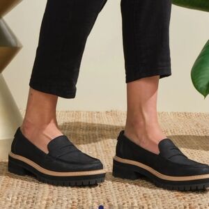Toms Cara Black Loafer Size 8.5